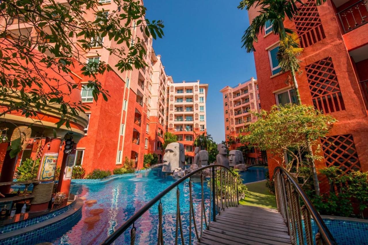 Seven Seas Pattaya Poolside Room ห้องติดสระ Pantai Jomtien Bagian luar foto