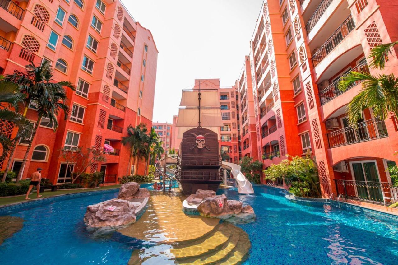 Seven Seas Pattaya Poolside Room ห้องติดสระ Pantai Jomtien Bagian luar foto