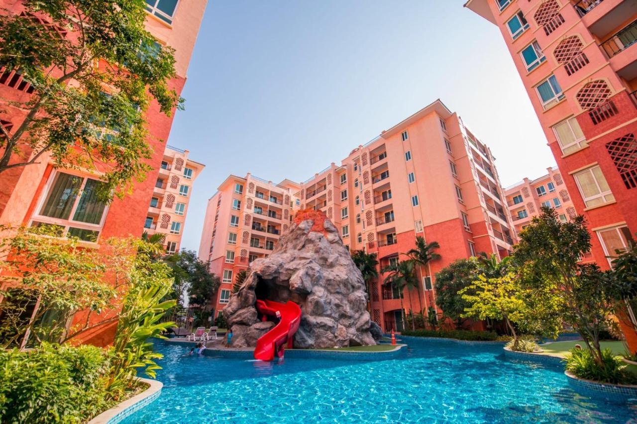 Seven Seas Pattaya Poolside Room ห้องติดสระ Pantai Jomtien Bagian luar foto