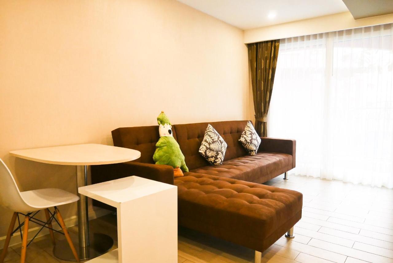 Seven Seas Pattaya Poolside Room ห้องติดสระ Pantai Jomtien Bagian luar foto