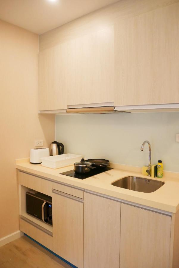 Seven Seas Pattaya Poolside Room ห้องติดสระ Pantai Jomtien Bagian luar foto