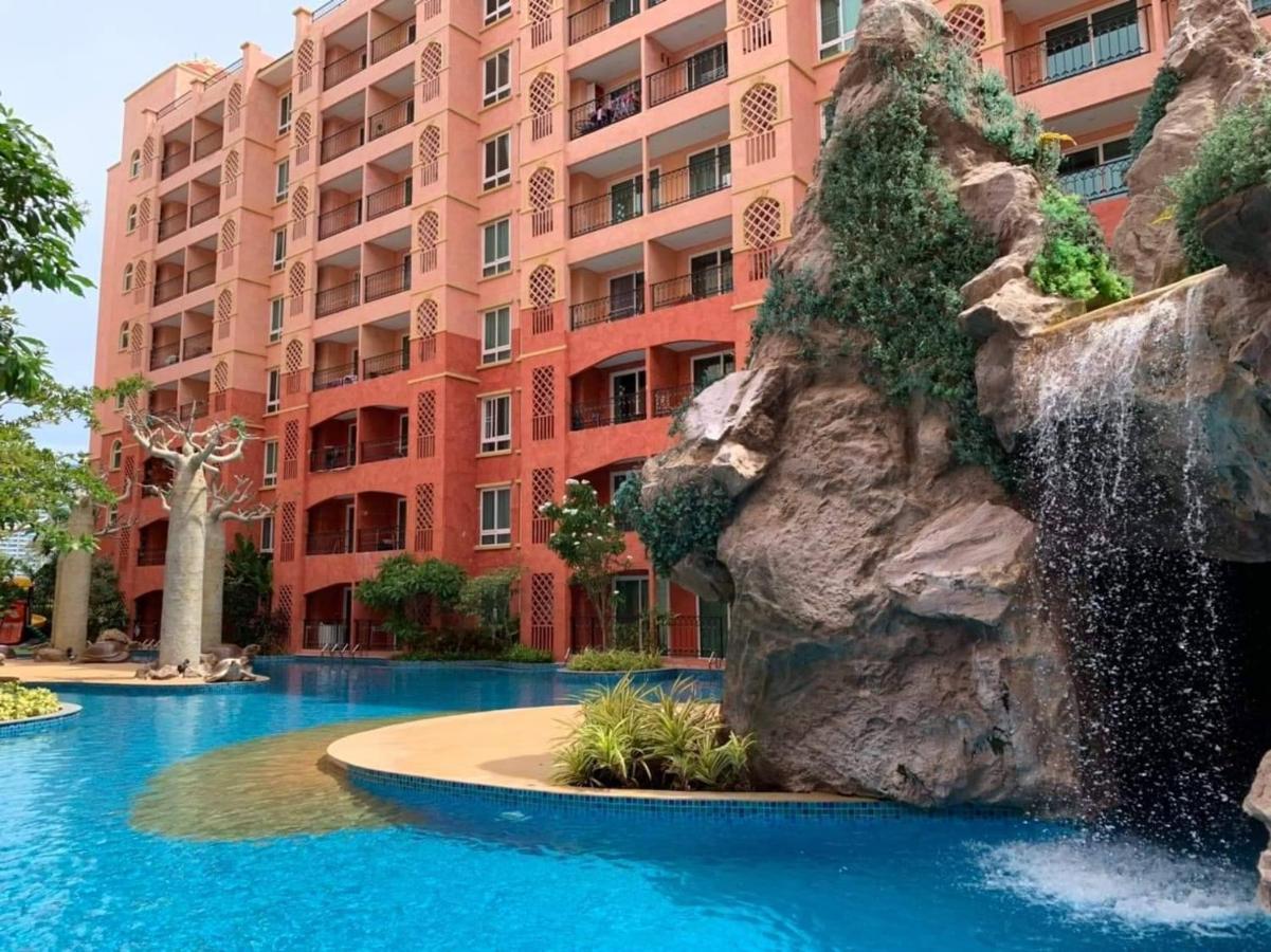 Seven Seas Pattaya Poolside Room ห้องติดสระ Pantai Jomtien Bagian luar foto