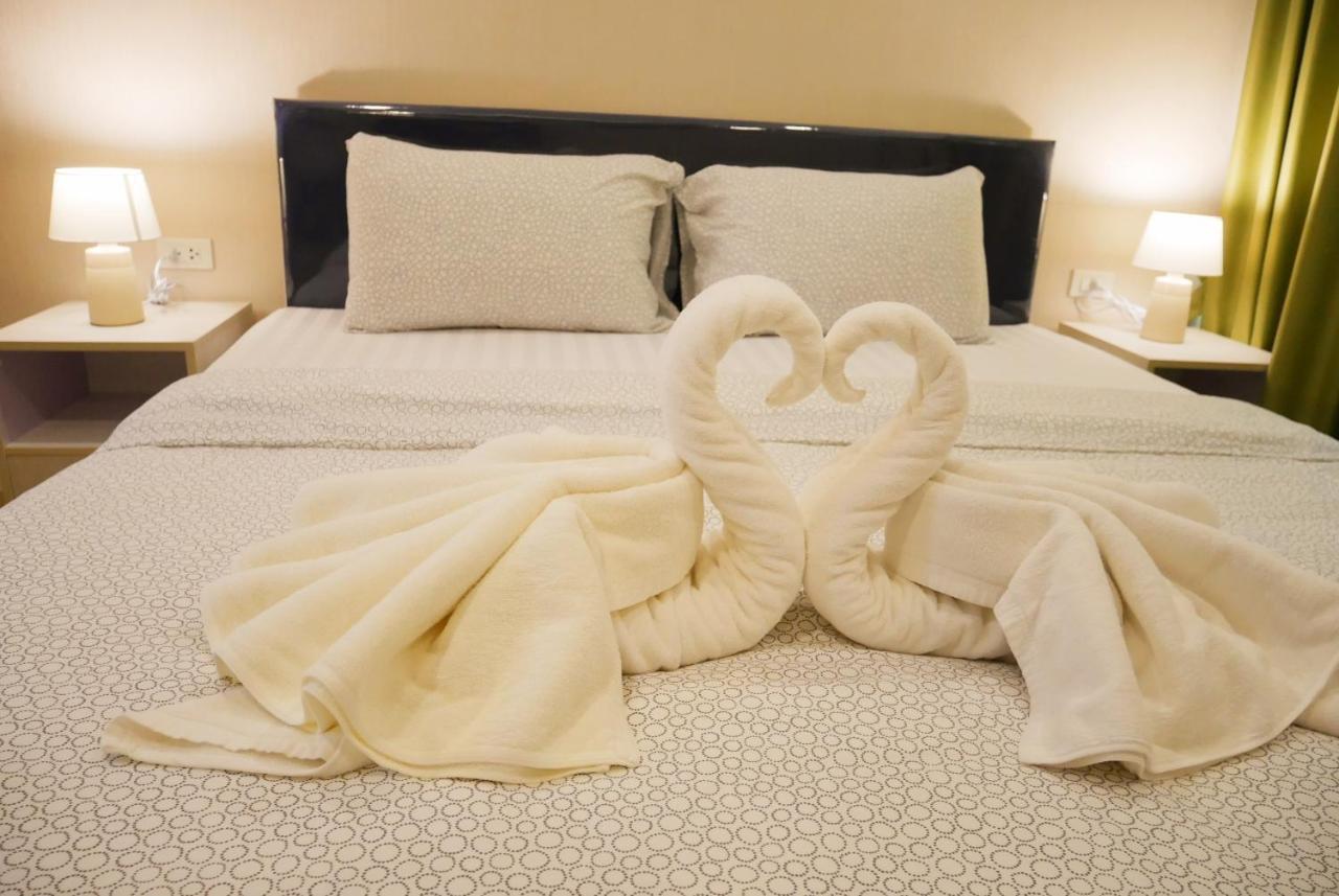 Seven Seas Pattaya Poolside Room ห้องติดสระ Pantai Jomtien Bagian luar foto