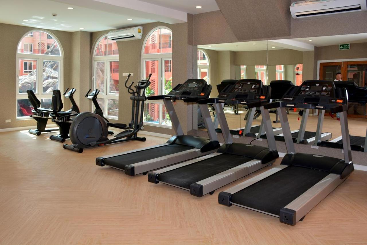 Seven Seas Pattaya Poolside Room ห้องติดสระ Pantai Jomtien Bagian luar foto